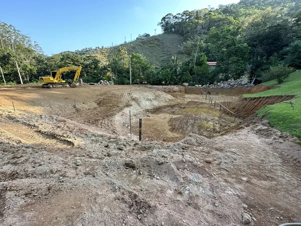 Antes - Terreno original